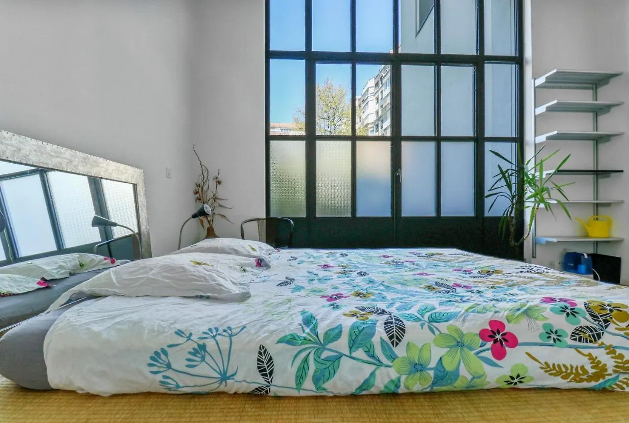 Apartament Magnifique Loft De 180M2 Avec Jacuzzi Et Fitness Genewa 0*,  Szwajcaria