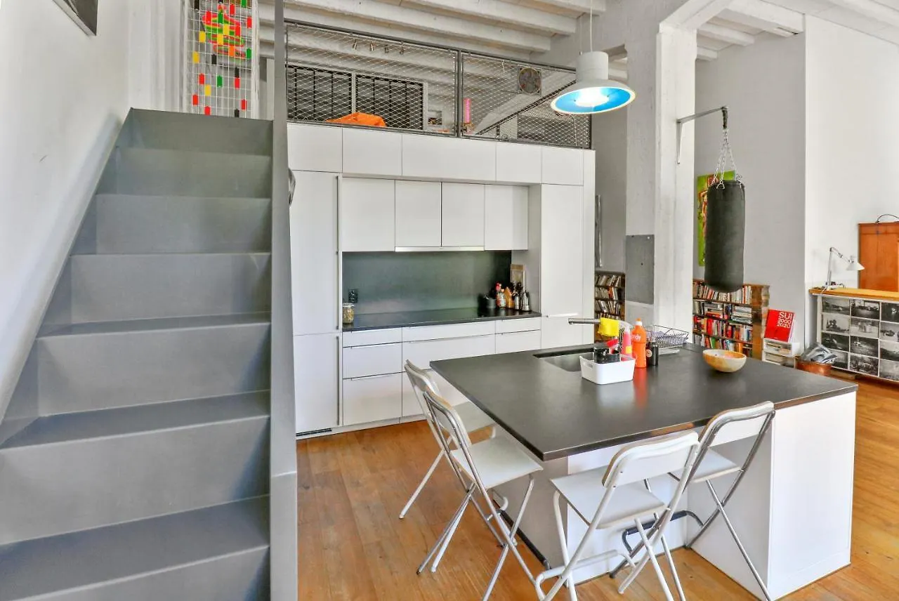 Magnifique Loft De 180M2 Avec Jacuzzi Et Fitness Apartment Geneva Switzerland